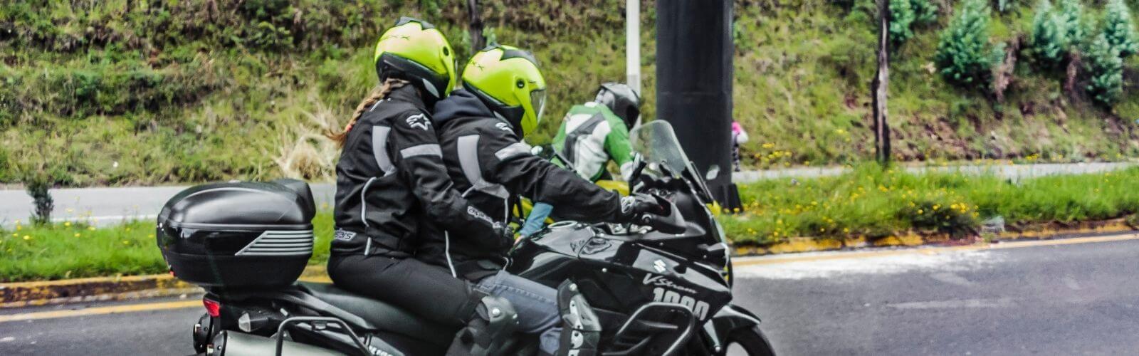 motoros-elmeny-parban-turamotorozas-uton-1600-500