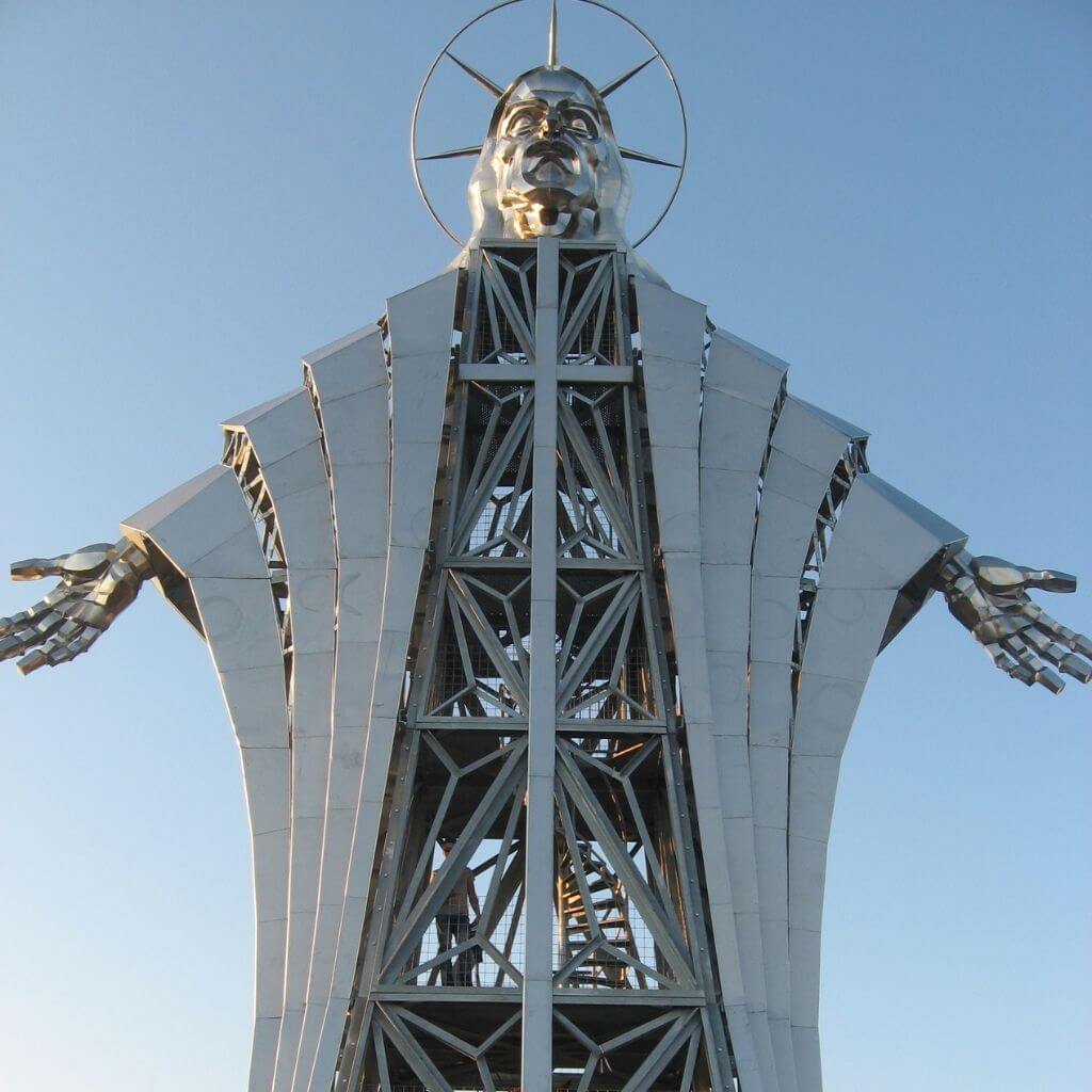 motoros-megallo-jezus-szive-kilato-farkaslaka-erdely-latnivalo-romania