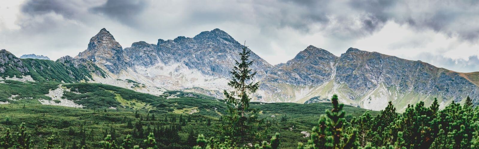 tatrai-vezetett-motoros-tura-kaland-utmenti-panorama-lengyelorszag-1600-500