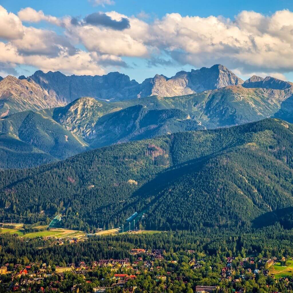 vadregenyes-kanyarvadaszat-motorosoknak-a-gubalowka-hegy-tetejerol-lengyelorszag