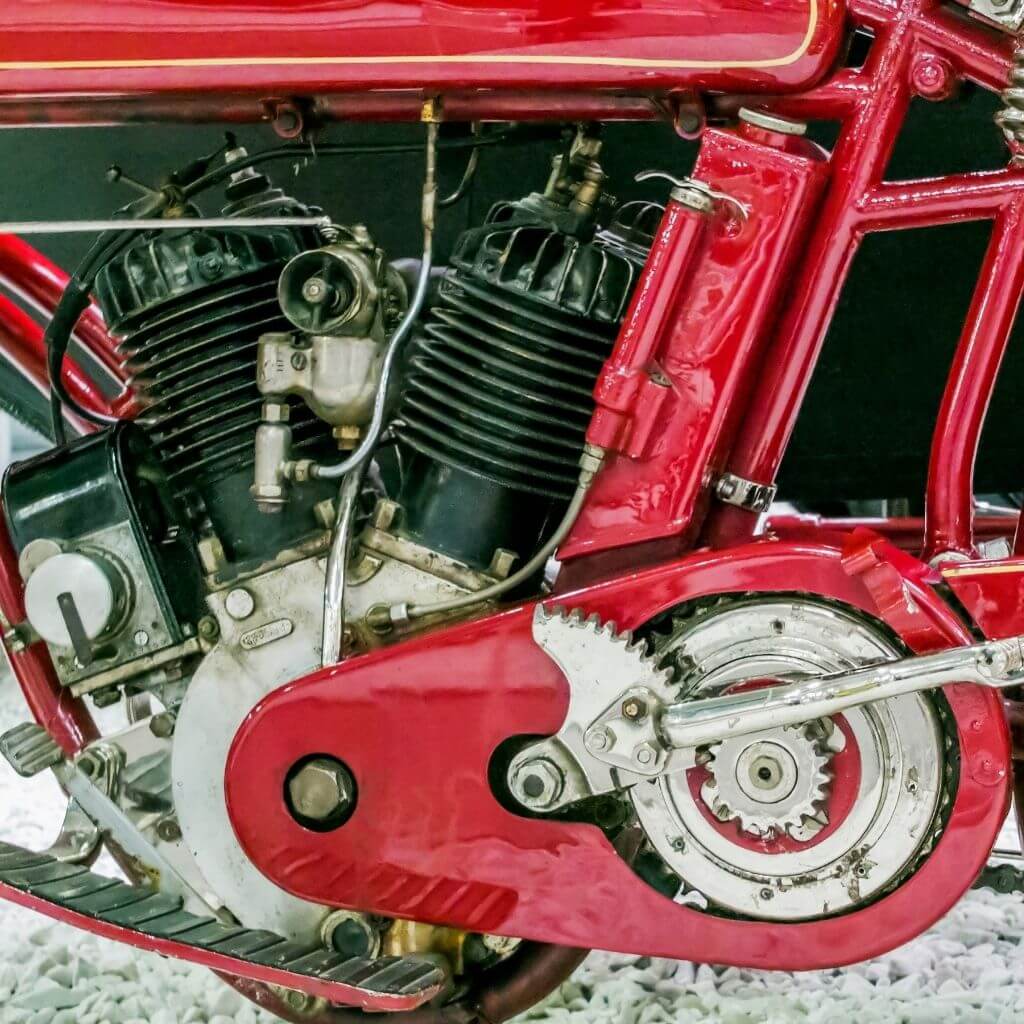 veteran-v2-blokk-valtorendszer-porlaszto-uzemanyagtank