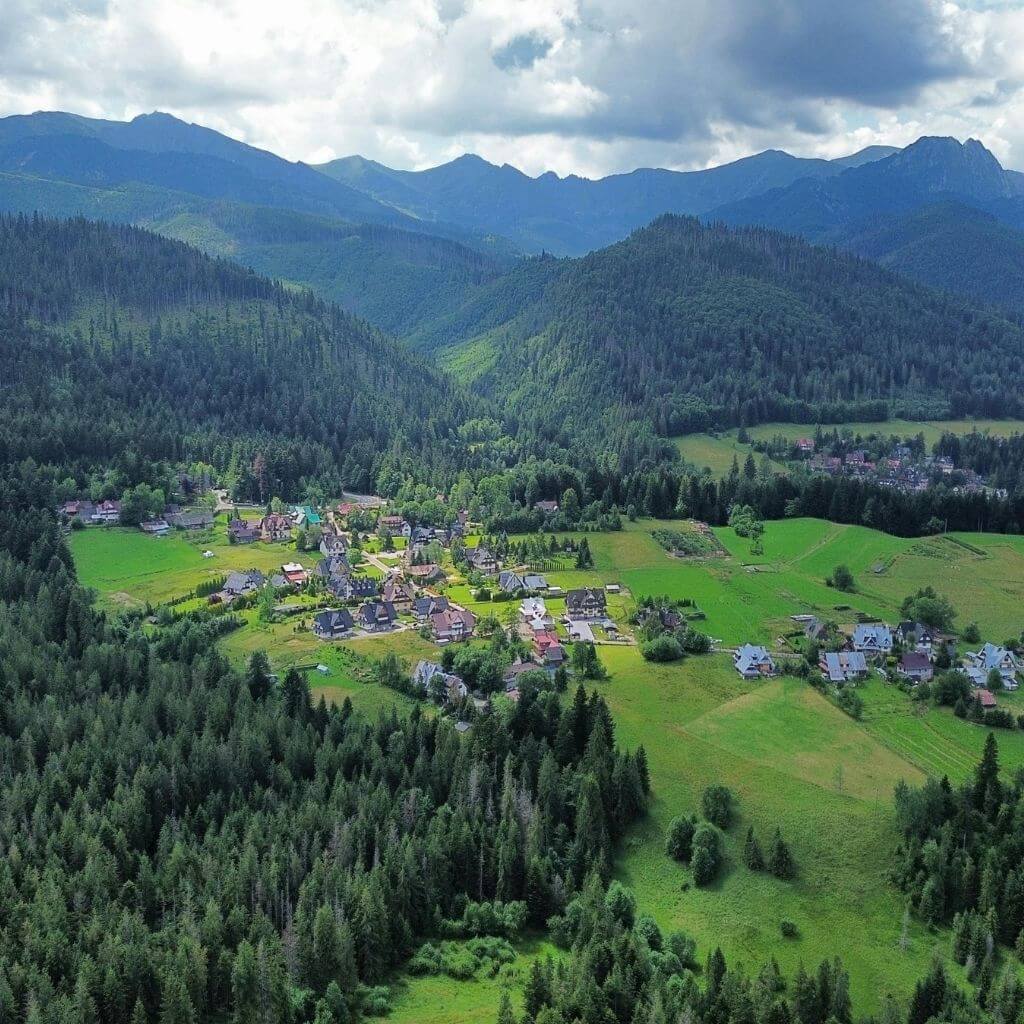 vezetett-elmeny-motorozas-tatra-csodas-kilatas-taj-lengyelorszag